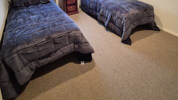 4 chambres, fer et planche Ă repasser, Wi-Fi, draps fournis