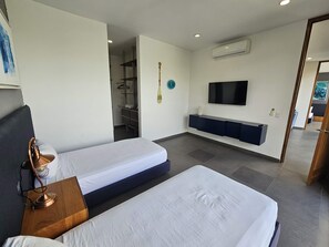 Desk, iron/ironing board, WiFi, bed sheets - Poolside Retreat · Easy Access | Torres Mittah (Cruz de Huanacaxtle)