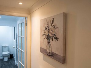 Interior - Tide & Seek — Garden Flat by the Sea (Walmer)