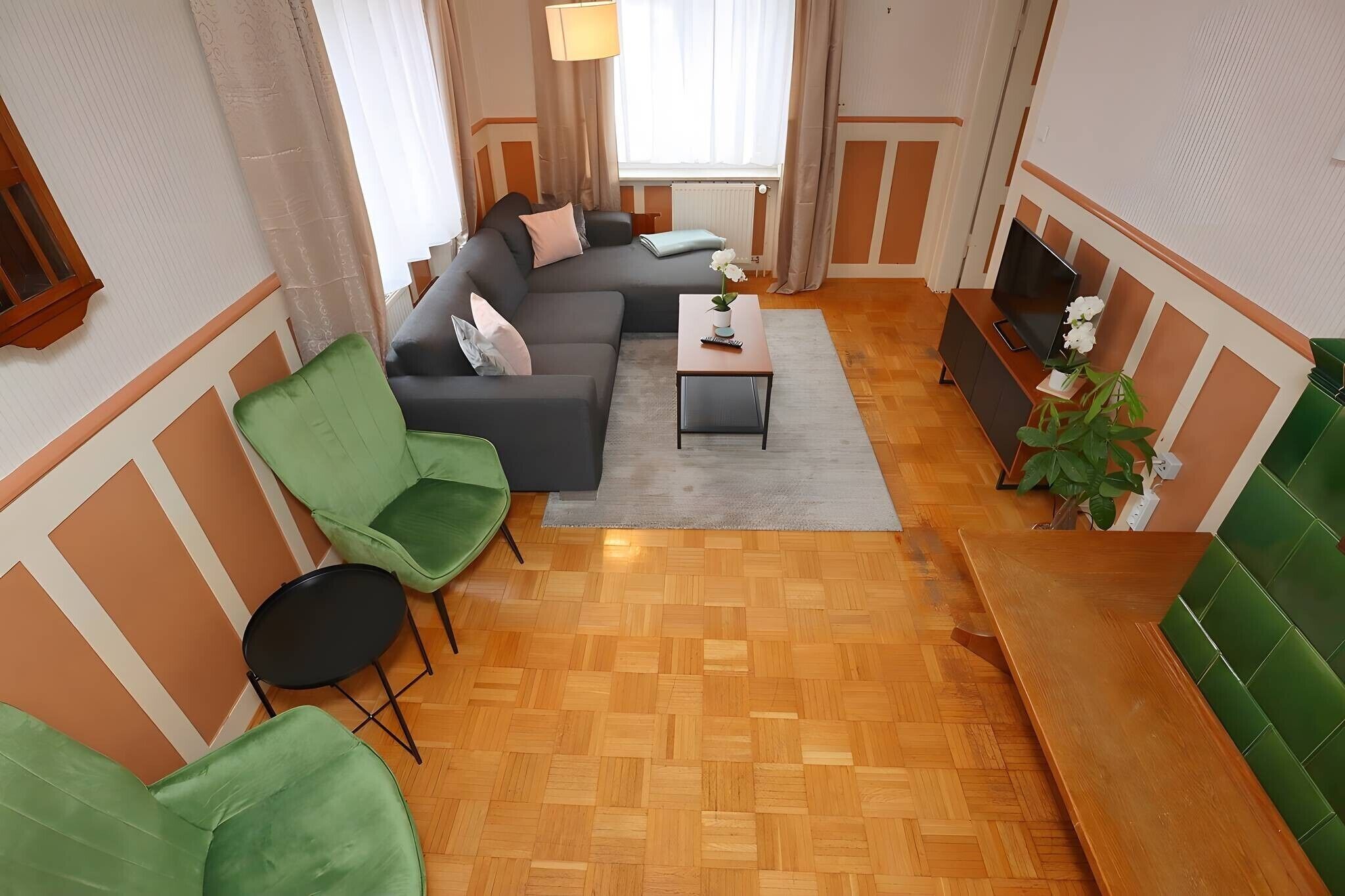 Fernseher, Kamin