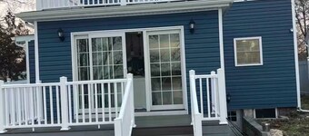 New Beautiful 3-bedroom vacation home with AC & Extra space in Mastic NY