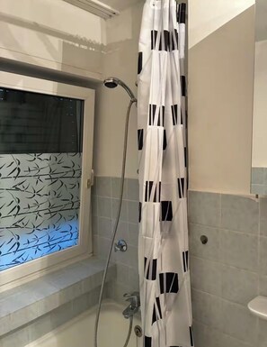 Bathroom - Apartment at the trade fair (Düsseldorf)