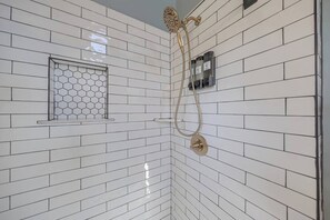 Hair dryer - Stylish 2BR! - 2026 New Build! - [Bayside Cottage] (Trenton)