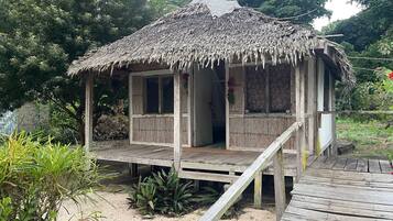 Traditional Bungalow | Exterior