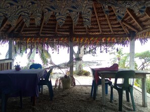 Outdoor dining - White Beach Bungalow  (Tanna Island)
