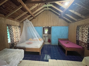 Room - White Beach Bungalow  (Tanna Island)