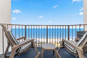 Property grounds - Relaxing Oceanfront 1BR,King Bed,Pool,Dog Friendly Stay,W64 (Myrtle Beach)