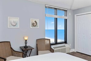 Iron/ironing board, WiFi, bed sheets - Relaxing Oceanfront 1BR,King Bed,Pool,Dog Friendly Stay,W64 (Myrtle Beach)