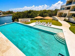 Pool - Marina View, Pool & Beach Nearby (Puerto Aventuras)