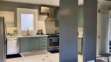 Fridge, microwave, dishwasher, coffee/tea maker