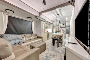 Design Mobile Home, Multiple Beds | Living area - Ultimate Glamping & Fun Adventure Hub (Ridge Manor)