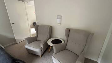 House, 1 Bedroom, Smoking, Garden View | Interior