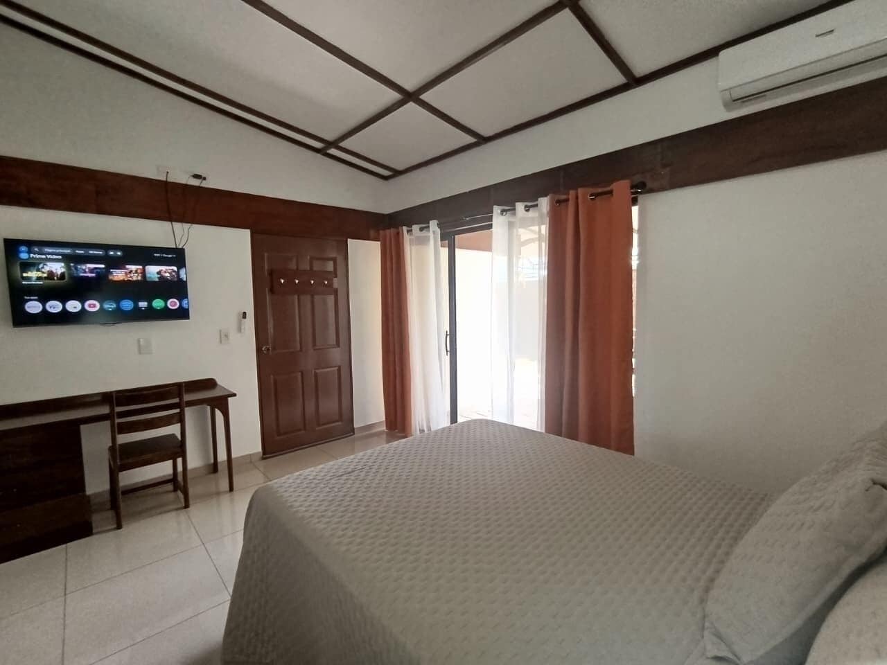 Chambre Confort Double ou avec lits jumeaux | Wi-Fi gratuit