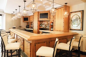 Bar (en el alojamiento)