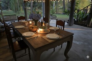 Outdoor dining - three little birds 2 bedroom (บ้านไม้กลางสวน) (Tambon Khao Noi)