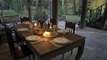Outdoor dining