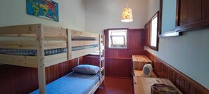WiFi, bed sheets - Castle Street Residence (Ranco)