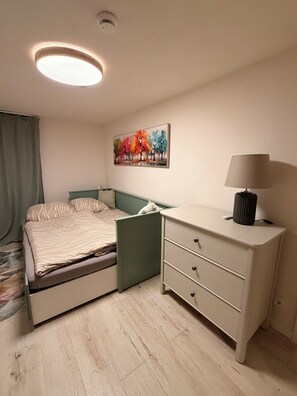Room - Vrbo Property (Dresden)