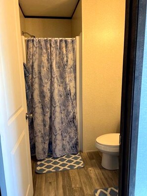 Bathroom - Willow Beach RV Park & Marina (Graford)