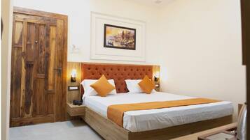 Standard Room | Premium bedding, free WiFi, bed sheets