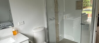 Curtin Cozy 2-Bedroom House Near Canberra Hospital