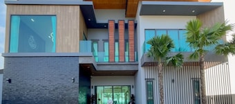 Sky Beach Pool Villa Chanthaburi 2