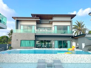 Front of property - Sky Beach Pool Villa Chanthaburi 2 (Bang Kachai)