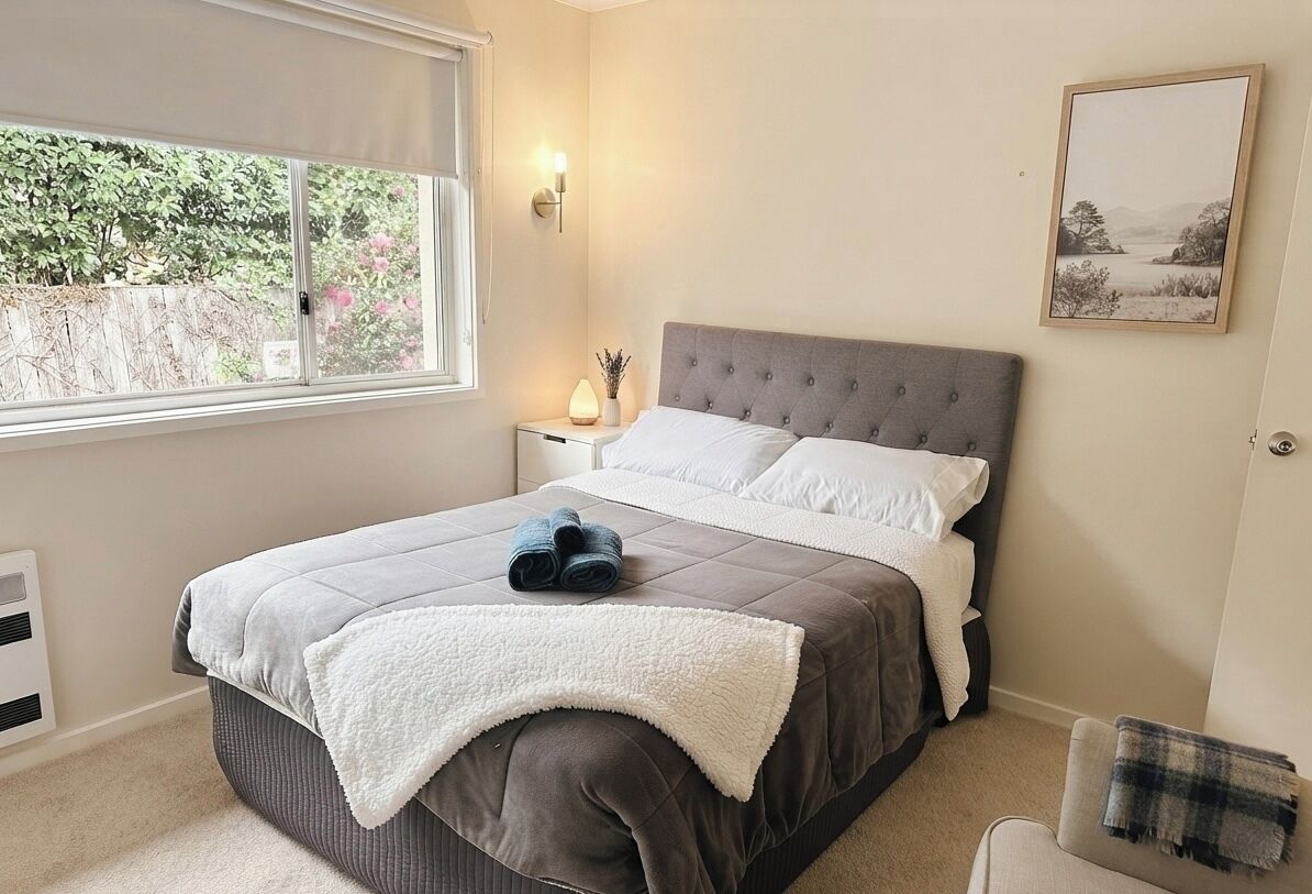1 bedroom, iron/ironing board, internet, bed sheets