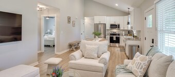 'The Beautiful Home' 1/2 Mi to Old Hickory Lake!
