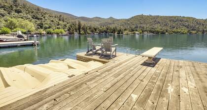 Scenic Clear Lake Cabin w/ Stunning Views!
