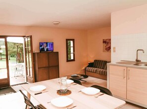 Chalet | Dining