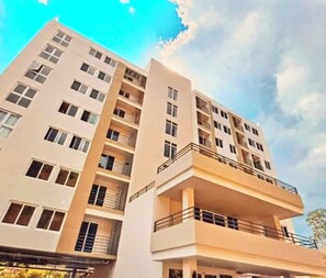 Exterior - Cozy 1-bedroom apartment in marvelous Tegucigalpa with WiFi, AC, Hot water. (Tegucigalpa)