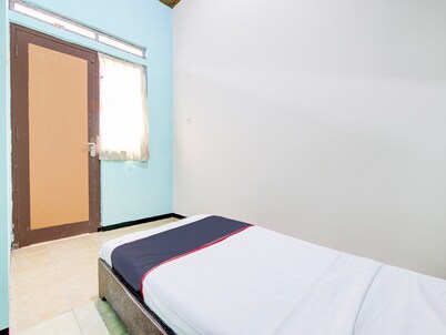 Cozy Double Escape W/ Free Wifi and Parking