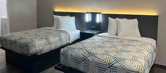 2 Queen Beds | Non-Smoking, Micfridge