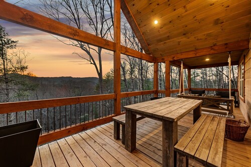Mountain Views - Fire Pit & Sauna