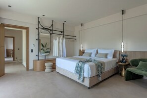 In-room safe, iron/ironing board, free WiFi, bed sheets - Azur Sky luxury villa , great views near the beach (Bali)
