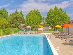 Cottage | Pool | Outdoor pool - Riverside Cabin for 4-guests (Castelmoron-sur-Lot)