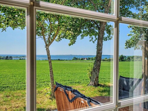 "Mynthe" - 750m from the sea by Interhome