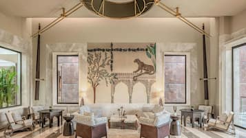 Lobby lounge