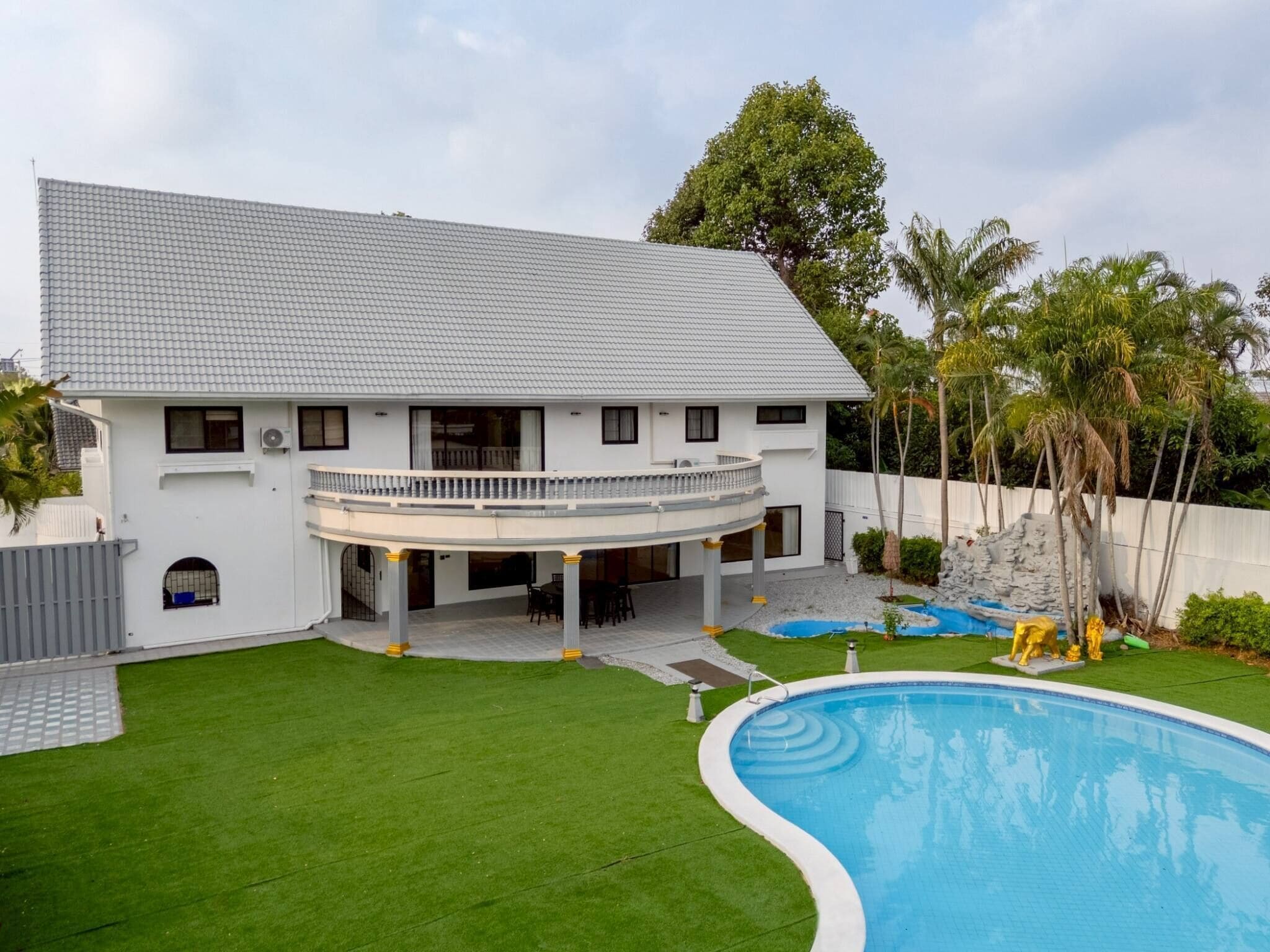 Villa, 5 Bedrooms, Smoking, Private Pool | Front of property