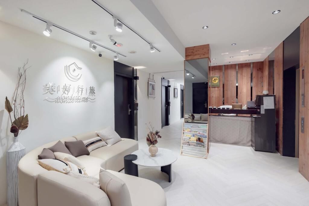 Family Villa, Balcony, City View | Lobby
