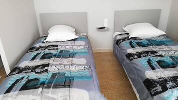 Twin Room | Free WiFi