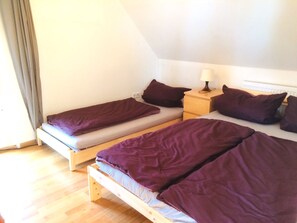 Room - House in the countryside (Dresden)