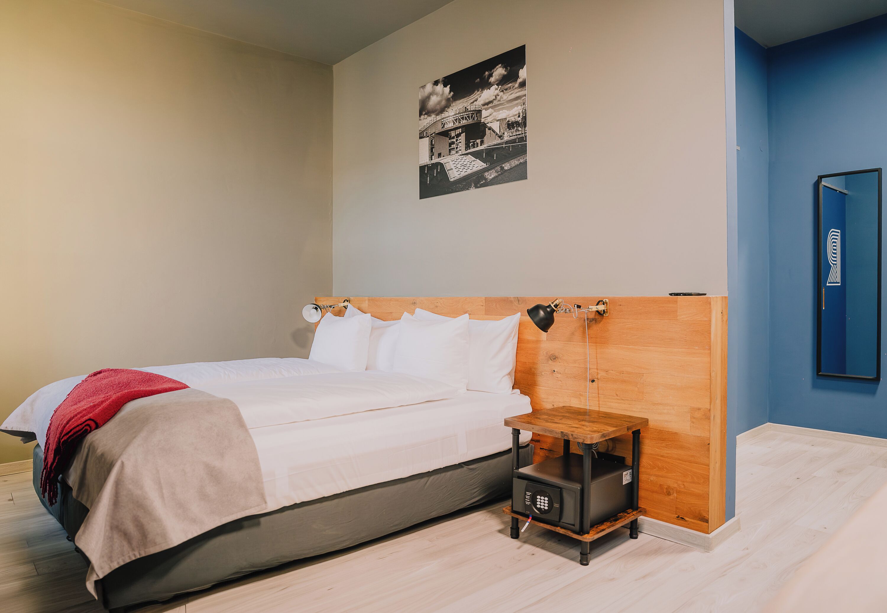Cubrecamas, wifi gratis y ropa de cama 