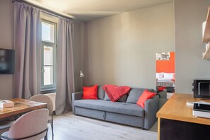 Duplex | Living area | Flat-screen TV - Revelton Ostrava (Ostrava)