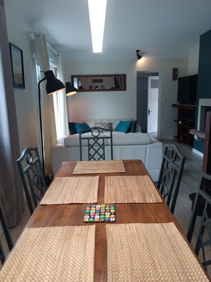 Dining - Vrbo Property (Saint-Vincent-de-Tyrosse)