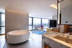 Studio Klasik, pemandangan kota | Kamar mandi