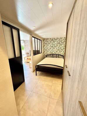 Room - Vrbo Property (Montmédy)