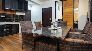 Desk, laptop workspace, WiFi (free) - Sam's Apartment (Lalitpur)