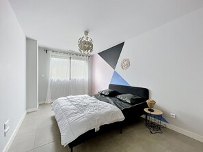 Room - Contemporary villa with pool and mountain view (Villelongue-Dels-Monts)